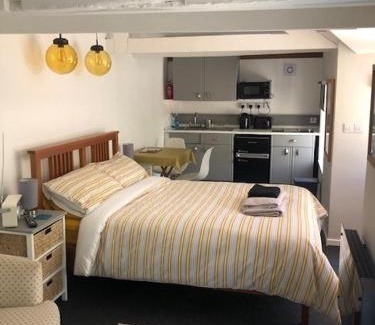 Lostwithiel House | Bracken's Retreat