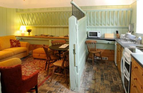 Louth House | Brackenborough Hall Coach House - Stables