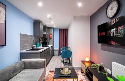 Bradford Apartment | Bradford City Apartment - Bolton Road Oasis
