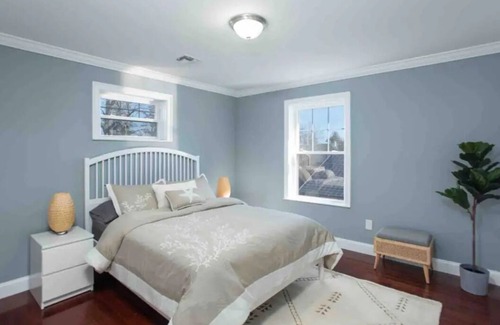 Neptune City House | Bradley Beach 5-BR Pool/Jacuzzi 1mile from Beach