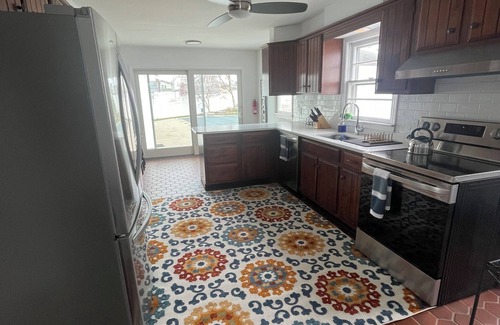 Bradley Beach House | Bradley Beach Escape: 4BR, 2BA Pool, lake view, & 1.5 blks to beach!