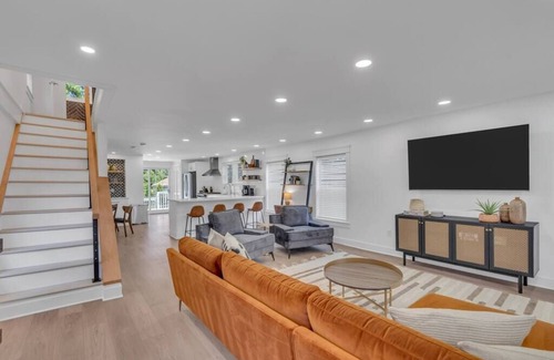 Neptune City House | Bradley Park Beach House, Passes Included!