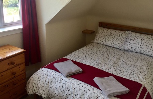 Findhorn House | Braemoray - Newly refurbished 4 bedroom house
