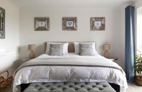 Middleton-on-Sea House | Braganza The Butler Collection