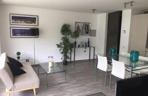 Apoquindo Apartment | Braganza Vecino