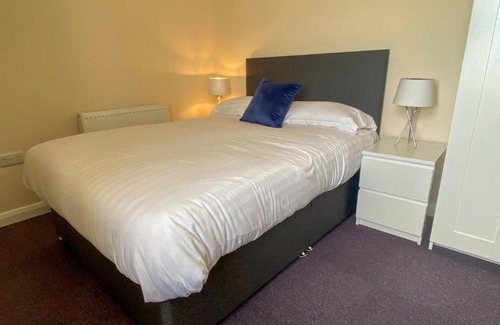Ripley House | Bramall House Accommodation