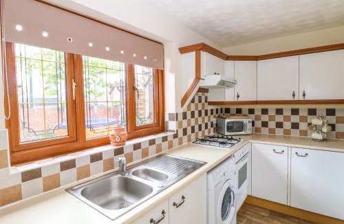 Swadlincote House | Bramble Grange