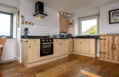 Llanengan House | Brambles in the beautiful Pwllheli
