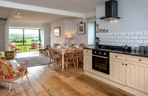 Llanengan House | Brambles in the beautiful Abersoch