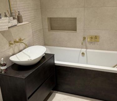 Cullingworth House | Bramblewood