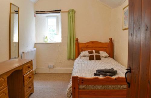 Hele House | Brambley Meadow- Uk11725