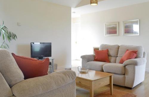 Lympsham House | Bramley Cottage