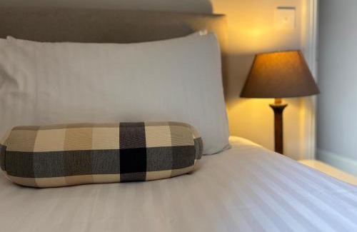 Wing Apartment | Brampton Holiday Homes - Beckside Apartment