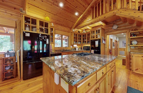 Upper Moonridge Ski Chalet | Branchwater Lodge #569