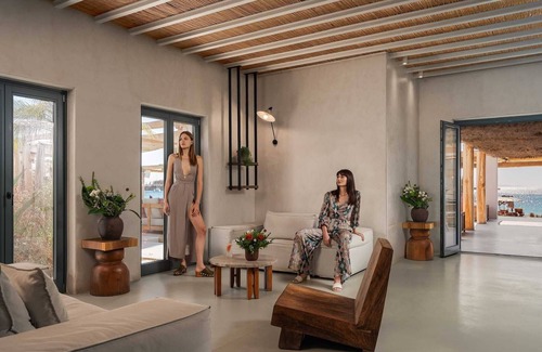Platis Gialos Hotel | Branco Mykonos