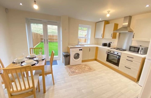Milton Keynes House | Brand New Stylish 3 Bed House