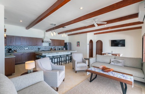 Isla Mujeres Villa | Brand New 12 Suite Villa directly on the waters edge of the Caribbean Sea