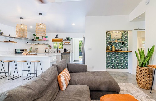 Keaau House | Brand new 2 bedrm/1 bath on .3 acre - privacy, style, class! Impeccable design!