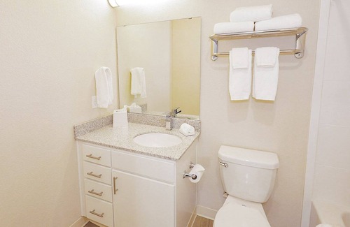 Plymouth Apartment | Brand New 2 Bedroom 2 Bath in Great Neighborhood