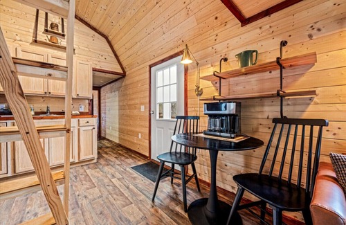 Hayesville Cabin | Brand new! 2bed/1bath Cabin with Mountain View, hot tub and grilling deck/Fire Pit table
