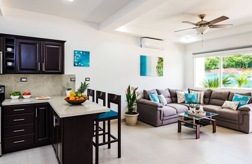 Villarreal House | Brand New 3 Bd Townhome - Resort Style Pool -10 min to Tamarindo Beach