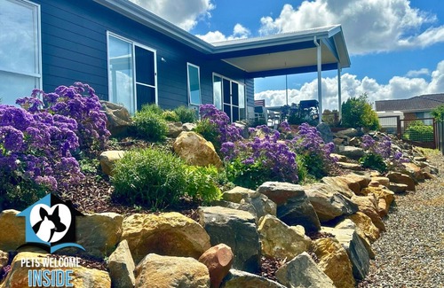 Encounter Bay House | Brand New 3 Bed 2 Bath with Sea Views