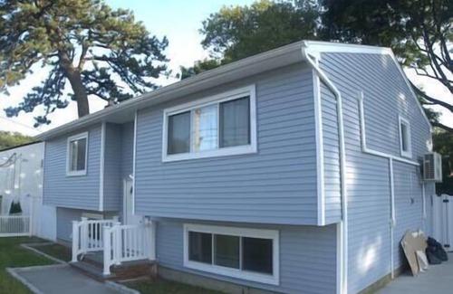 West Babylon Apartment | Brand new 3 bedroom apt close to all