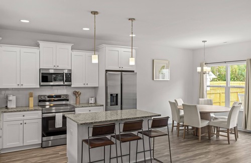 Paw Creek House | Brand New 3-bedroom house - Sleeps 10+ Comfortably, Convenient to Uptown