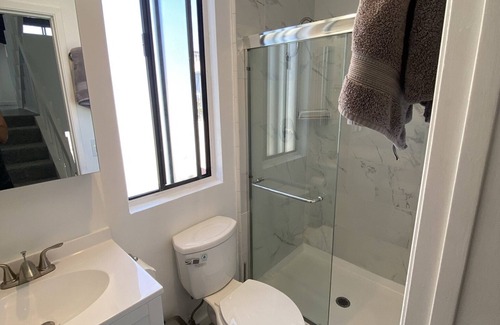 Marina Peninsula Apartment | Brand New 3 Story Apartment With The Beach At Your Front Door