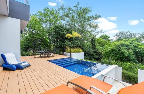 Coco House | Brand-New 3BD Hilltop Home with Pool by SPCR