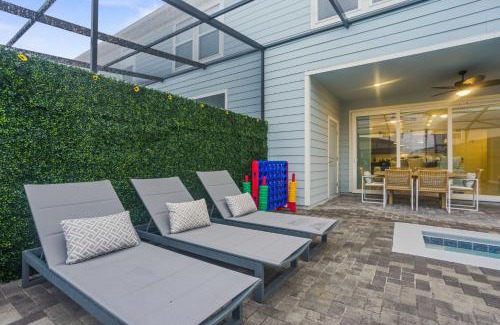 Four Corners Villa | BRAND New 5 bed Villa in Windsor Cay