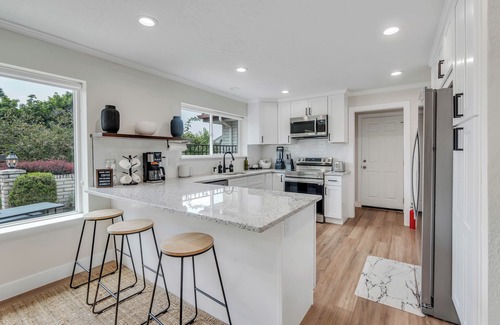 Hillcrest House | BRAND-NEW 5 room home in the heart of Orem with MINI GOLF, Pool/Ping pong tables