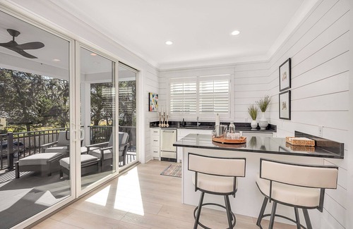 King City Cottage | BRAND NEW 6 Bed 9 Bath Luxury Beach House W/Private HEATABLE POOL Steps to Beach
