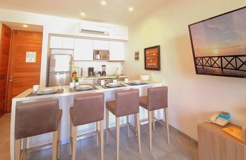 12th Street Apartment | Brand New! Apartment In the Heart of Town 2Bedroom