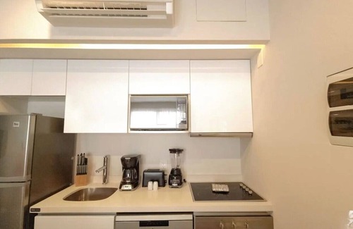 12th Street Apartment | Brand New! Apartment In the Heart of Town 2Bedroom