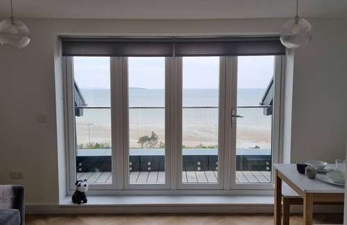 Penmaenmawr Apartment | Brand new apartment with stunning sea views