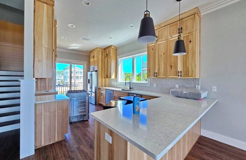 Indian Pass House | Brand New Beachfront Build, Private Pool, Pet-Friendly, Secluded Indian Pass Bea