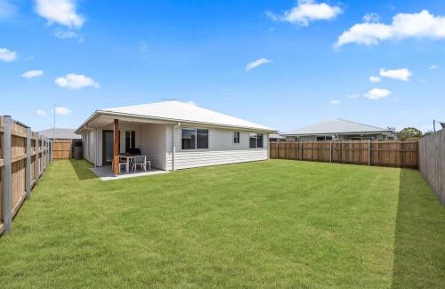 Eli Waters House | BRAND NEW Central Stylish Home