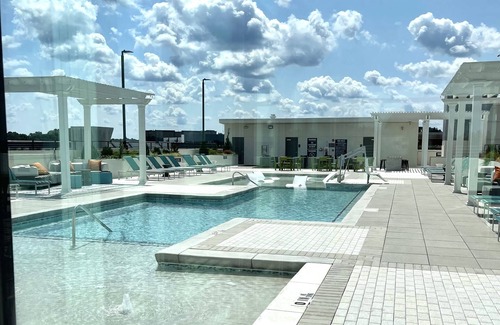 North Decatur Apartment | Brand New Contemporary City Oasis