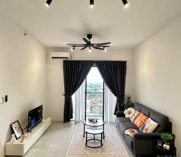Central Seberang Perai Apartment | Brand New Cozy Apartment 4BR9Pax