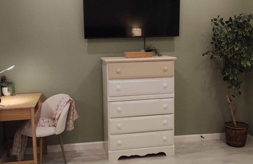 Delaware Apartment | Brand New Cozy Downtown Apartment