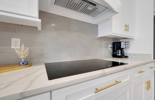 Phoenix Hill House | Brand New Downtown Luxury Home
