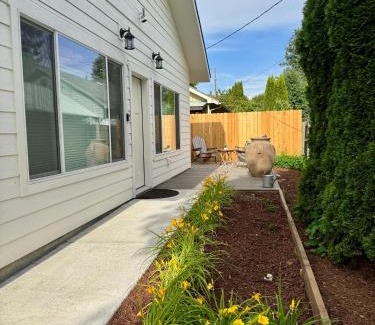 Sandpoint House | Brand new everything home!