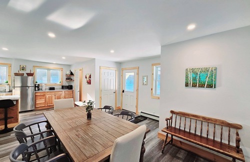Moretown House | Brand new family home nestled in the woods close to Waterbury, Stowe, and Sugarbush