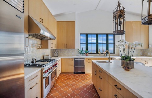 Western Malibu Villa | BRAND NEW GATED MALIBU VILLA W/POOL & SPA, VIEWS, MOVIE THEATER, GYM