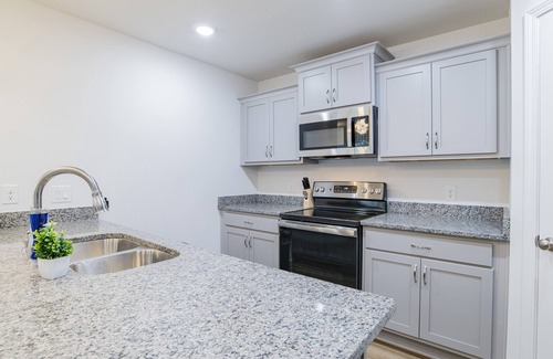 Ensley House | Brand New Glamorous 3BR House