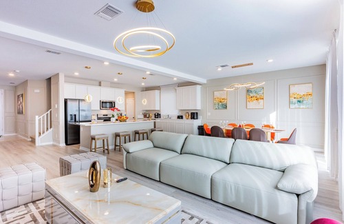 Enterprise Villa | Brand new high-end finely decorated single-family villa 5 bedrooms 6King bed 17