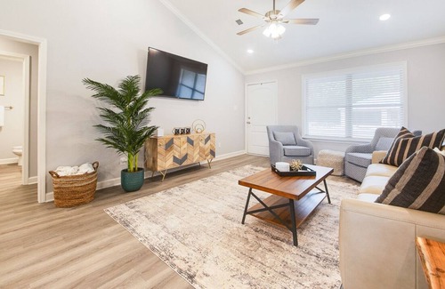 Ward House | Brand New Home! Clean, comfortable, and close to the freeway
