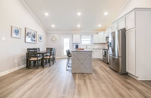 Ward House | Brand New Home! Clean, comfortable, and close to the freeway