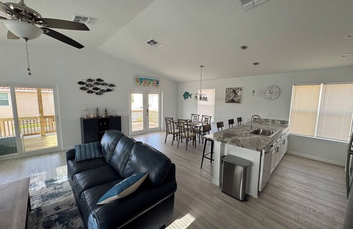 Homosassa Villa | Brand new -Jan 2025- 2 BR, 2 BA villa in TradeWinds, Homosassa